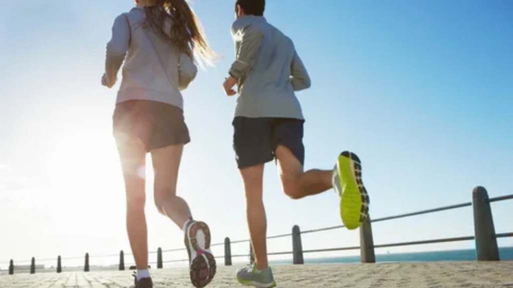 Descubra como ter uma rotina de equilíbrio com esportes físicos e mantenha um estilo de vida saudável. Aprenda a combinar treinos com seu dia a dia de forma eficaz.